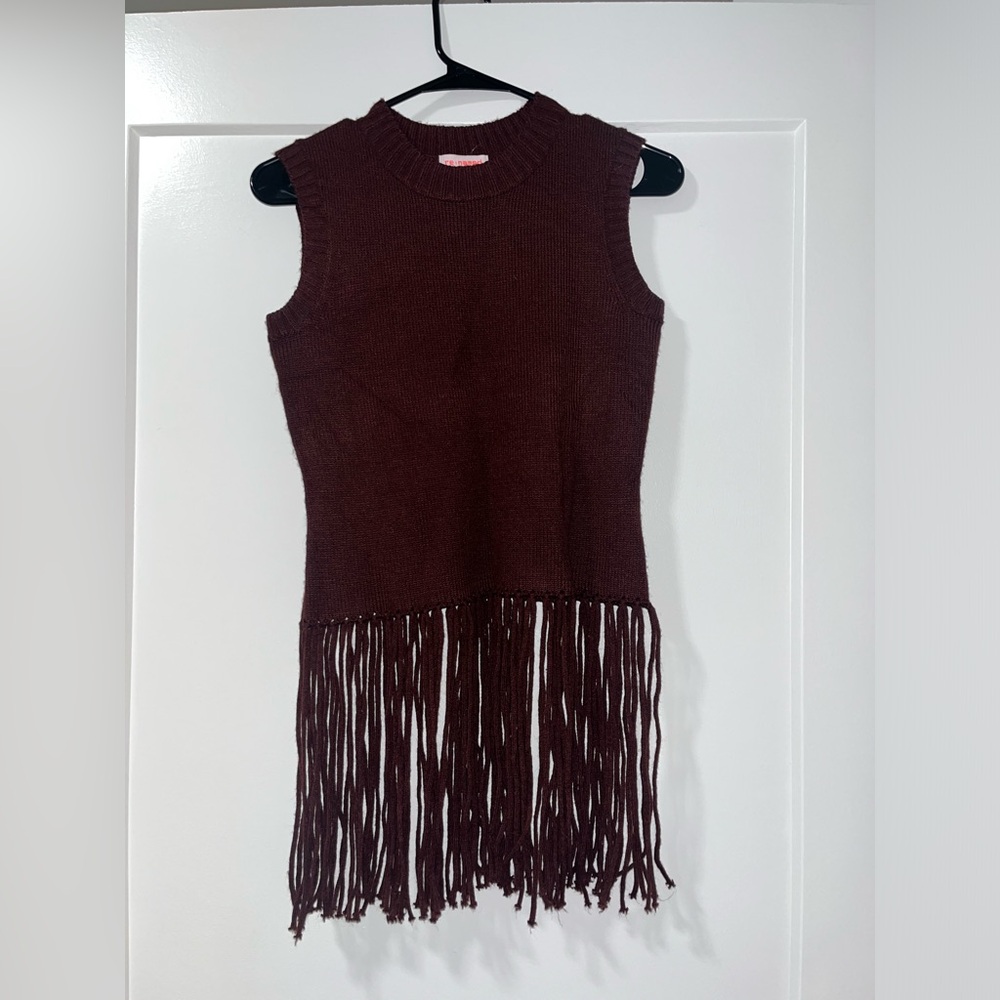Maroon tank sweater.